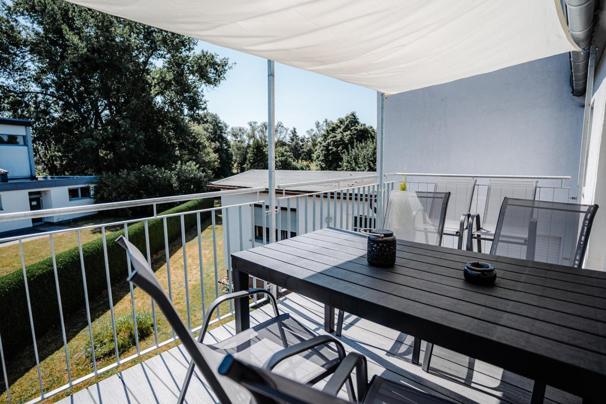 Timeout Royal Apartment Ellar Bagian luar foto